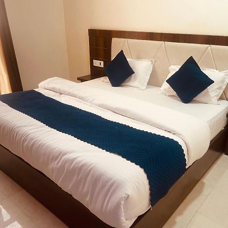 Divine Ganga - Luxury Comfort ! Travellers Delight ! Budget Friendly ! Prime Location ! Guest Favourite Haridwar Exterior photo