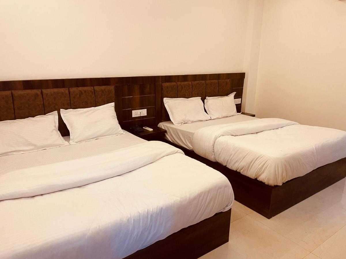 Divine Ganga - Luxury Comfort ! Travellers Delight ! Budget Friendly ! Prime Location ! Guest Favourite Haridwar Exterior photo